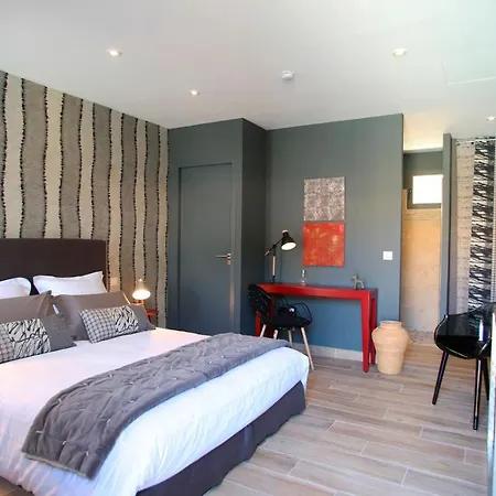 Bed & Breakfast Alivu Di Calvi 2*